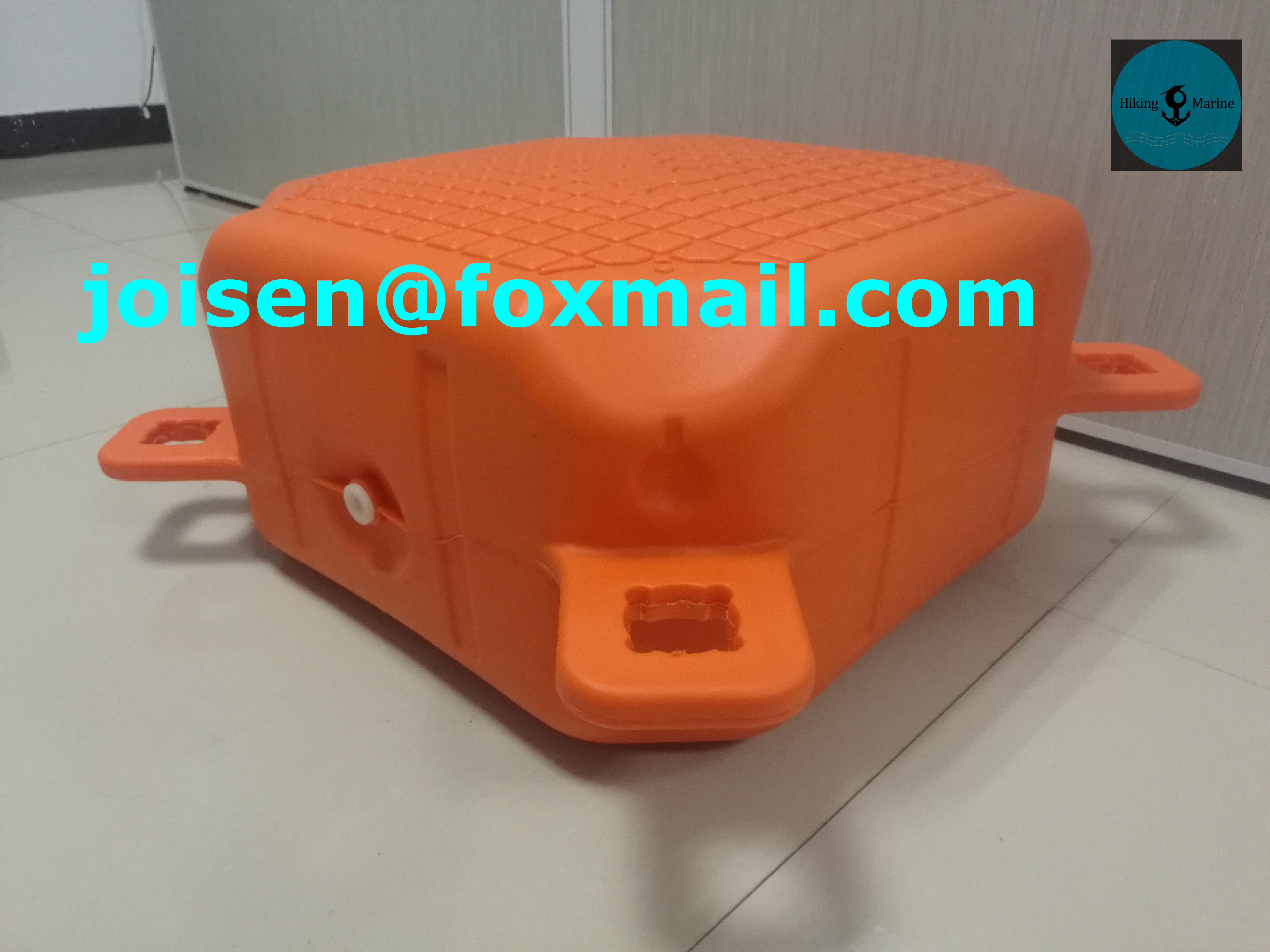 orange plastic floating  cube-popular type